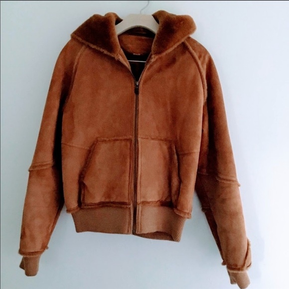 UGG Jackets & Blazers - EUC UGG SUEDE JACKET SIZE M